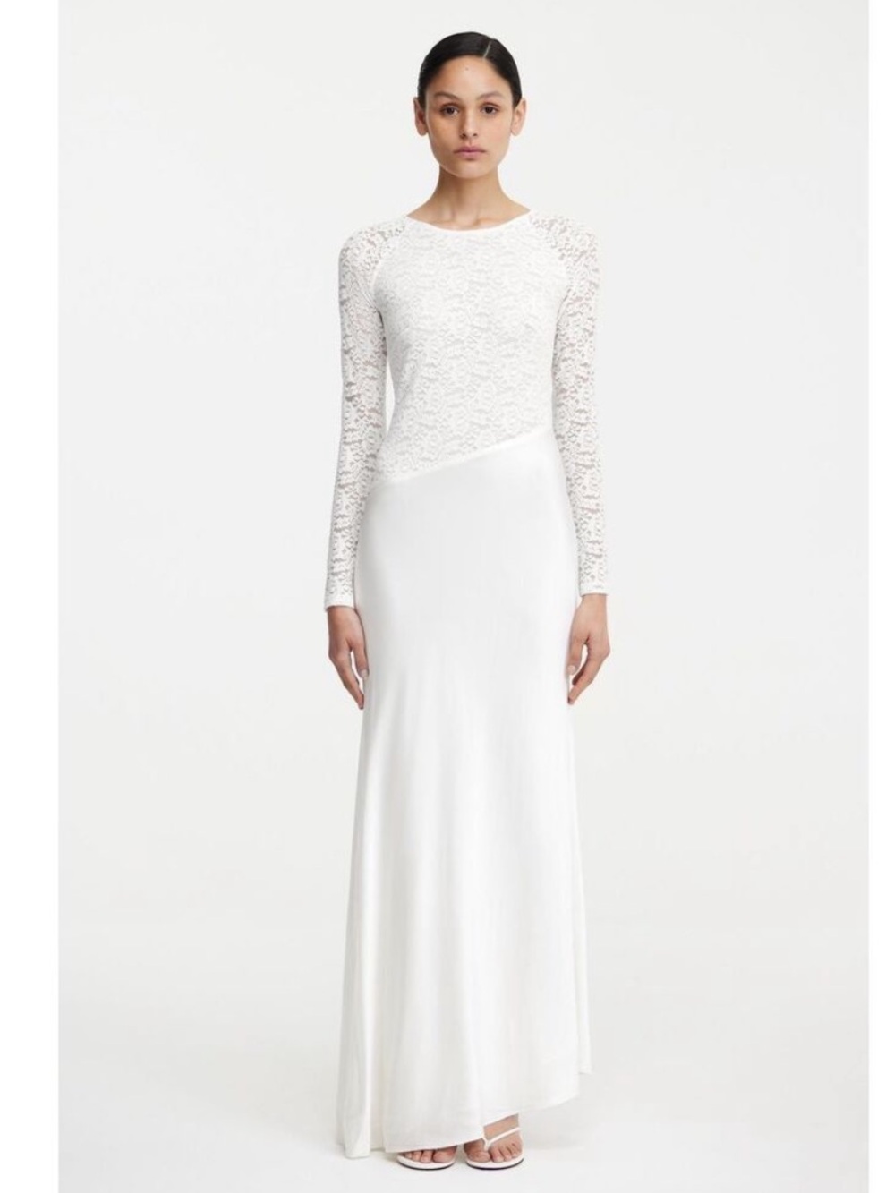 Significant Other Sofiya Long Sleeve Stretch Lace & Satin gown White Size S